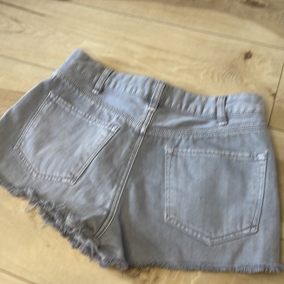 Free People Gray Cut Off Shorts Size 28 - Picture 5 of 9